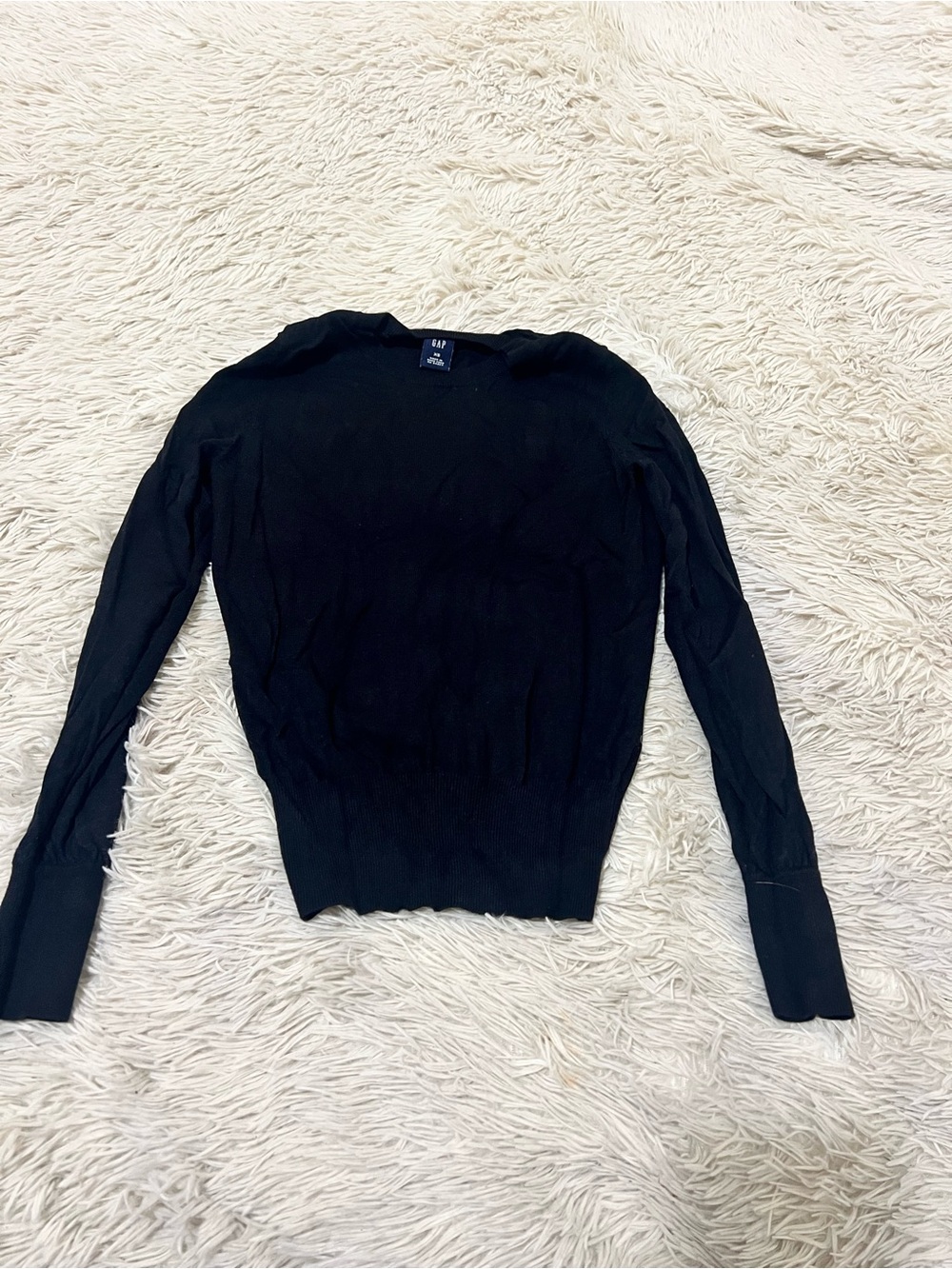 GAP Black Crewneck Slim Knit Sweater